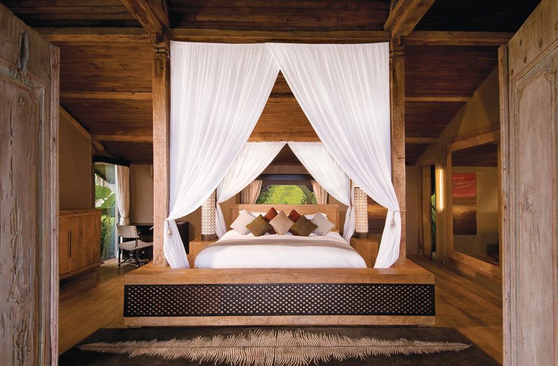 Luxury Villas Bedrooms Design Photos