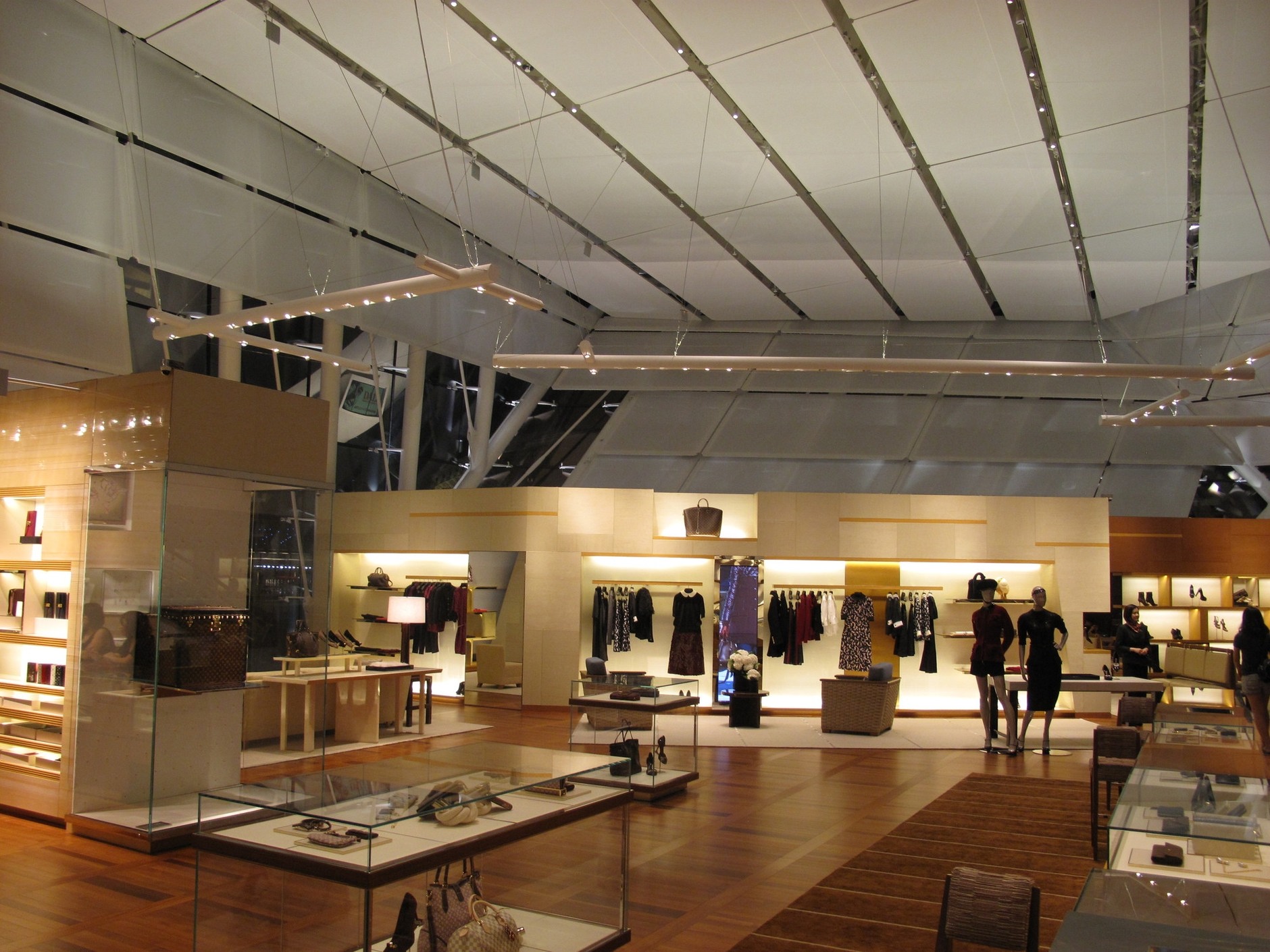 Louis Vuitton in Singapore by FTL Design Engineering Studio | KARMATRENDZ