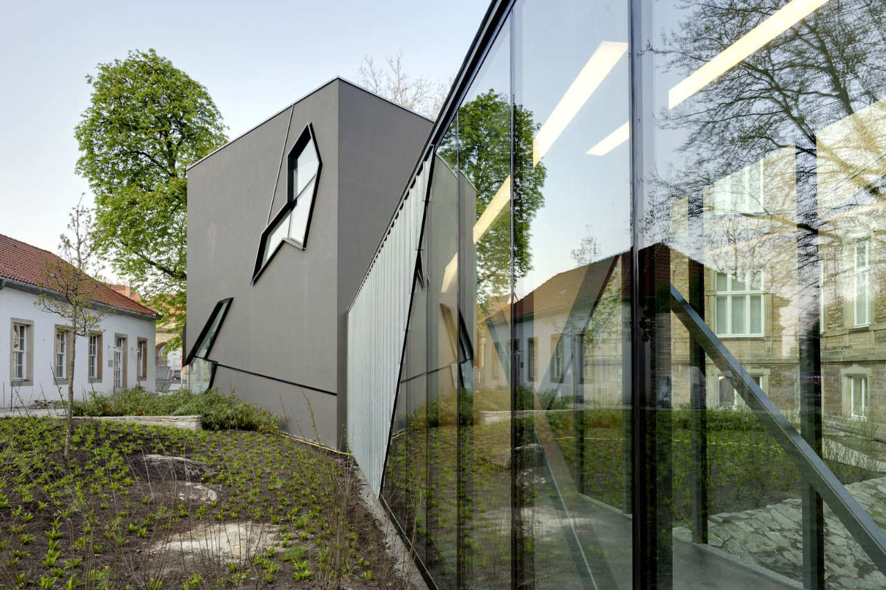 Felix Nussbaum Museum by Daniel Libeskind | KARMATRENDZ